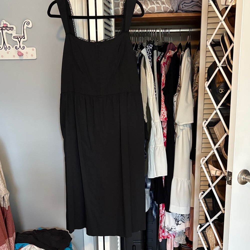 Chic Black Midi Dress